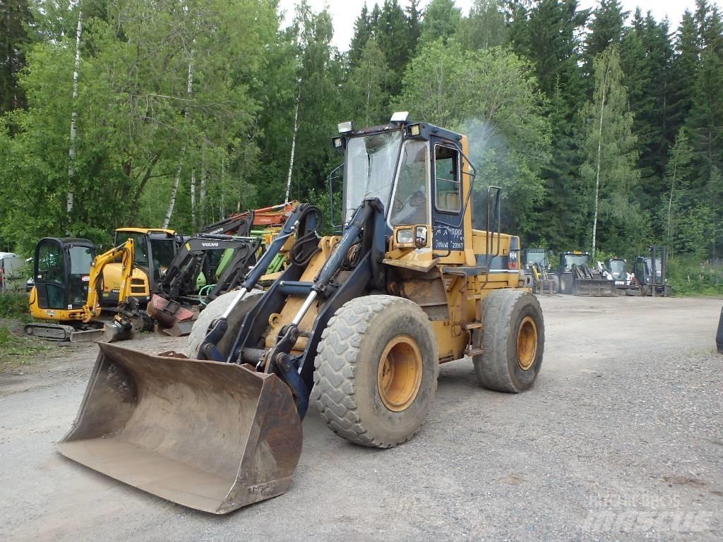 Komatsu WA 250-1 輪胎式裝載機