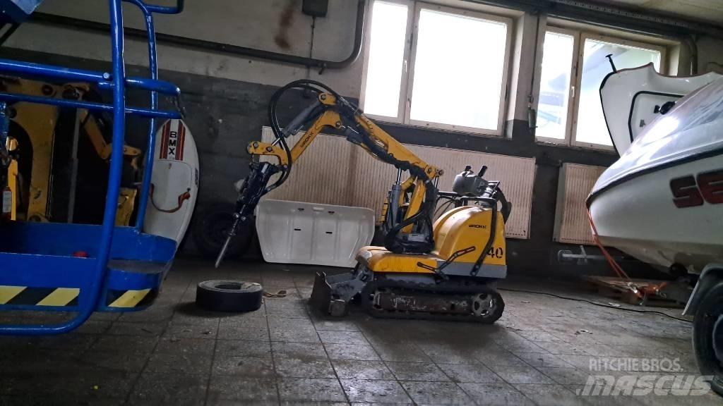 Brokk 40 小型挖土機/掘鑿機<7t(小型挖掘機)