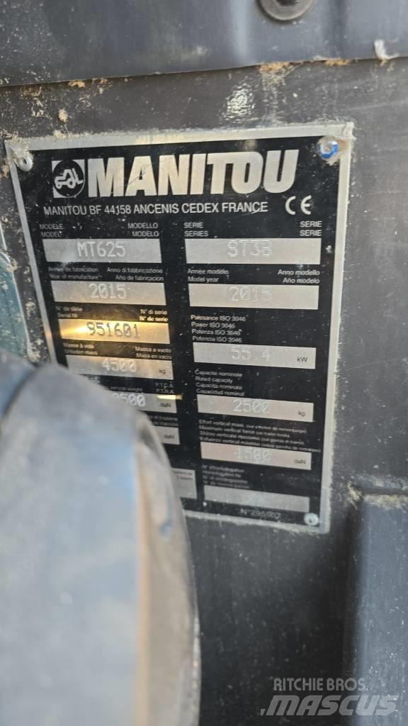 Manitou MT 625 伸縮臂操作車