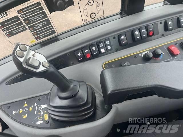 JCB 407 Agri 輪胎式裝載機