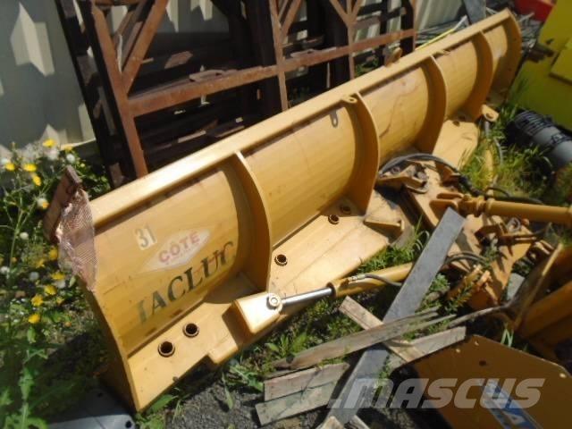 CASE 721 F 輪胎式裝載機