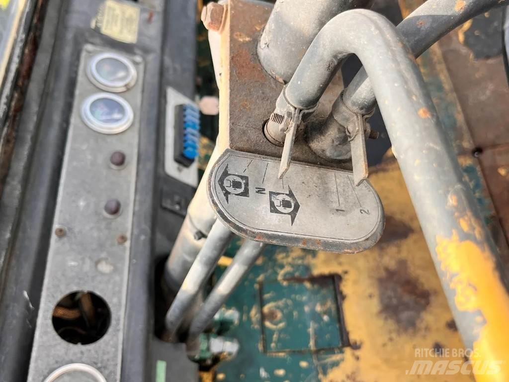 CAT V130 柴油卡車