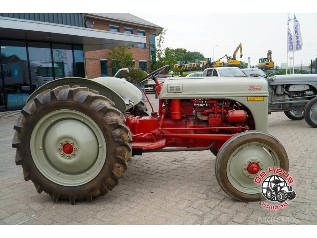 Ford Dearborn 曳引機