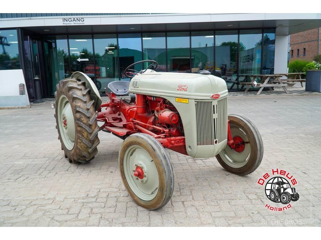 Ford Dearborn 曳引機