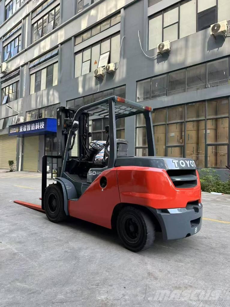 Toyota FD 50 柴油卡車