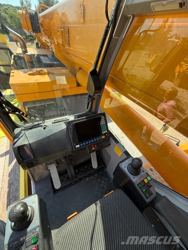 Liebherr LTM 1055 越野起重機