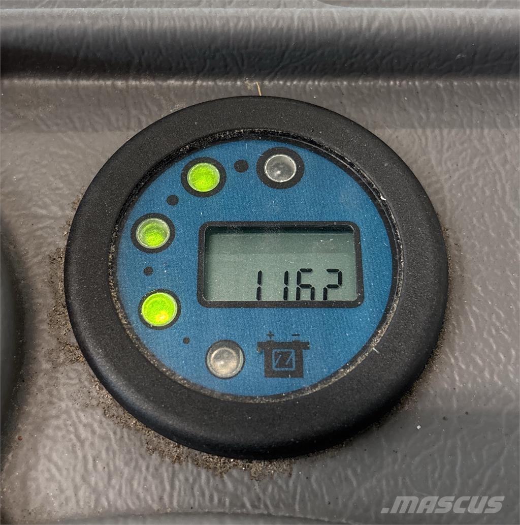 Atlet A160 自走式堆積機