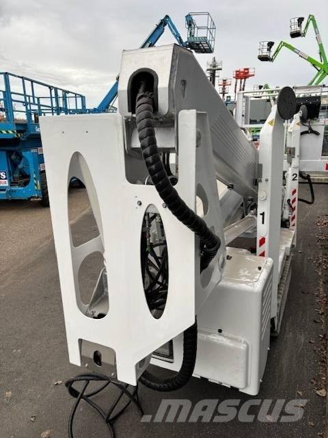 Multitel SMX 210 曲臂高空作業車