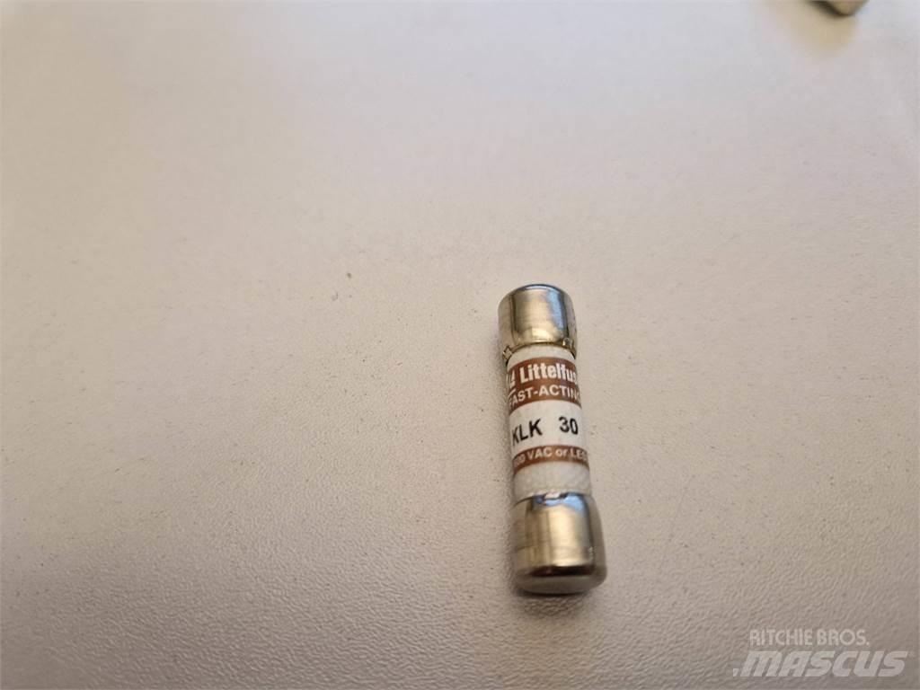 Rottne 062-0245 電子設備