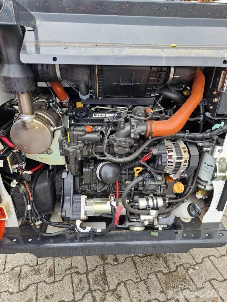 Bobcat T 450 滑移轉向裝載機
