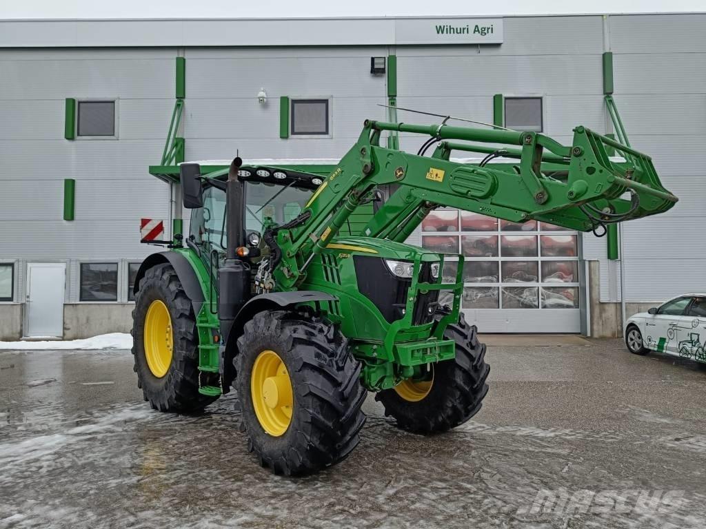 John Deere 6215 R 曳引機