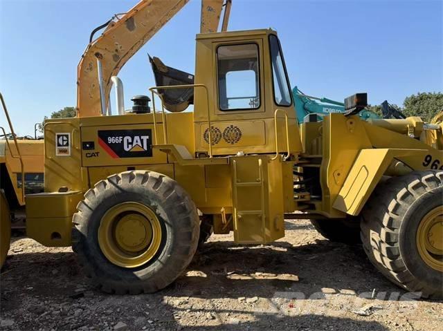 CAT 966 F 輪胎式裝載機