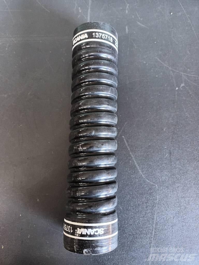 Scania HOSE 1375718 引擎/發動機