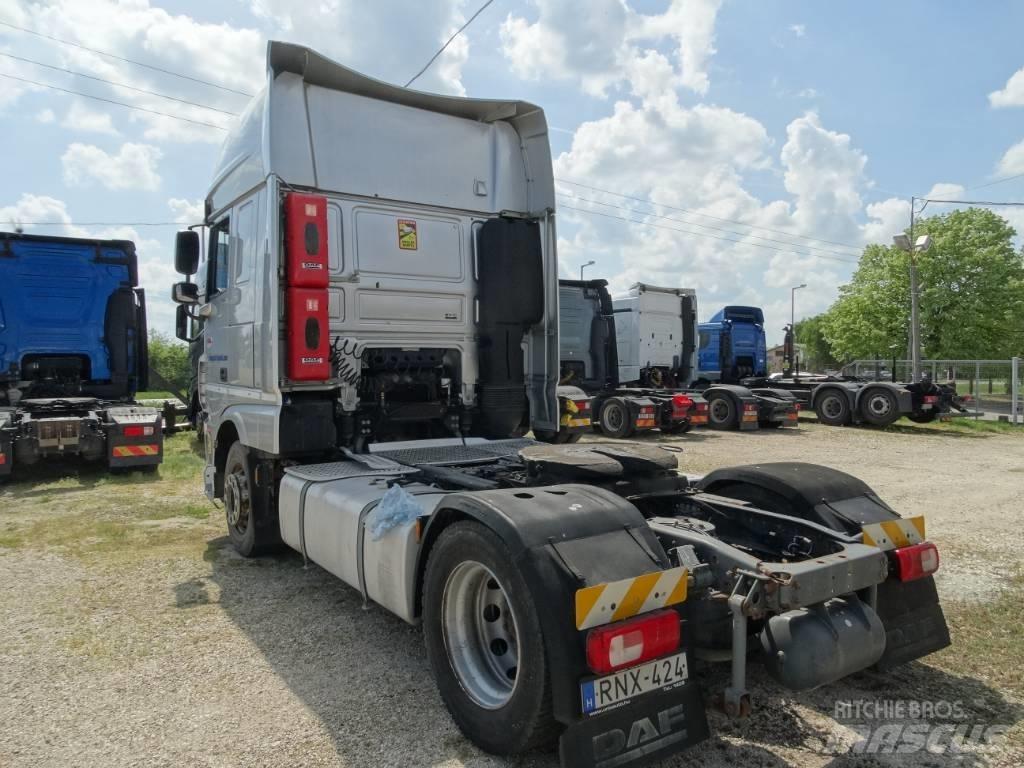 DAF XF 460 FT 曳引機組件
