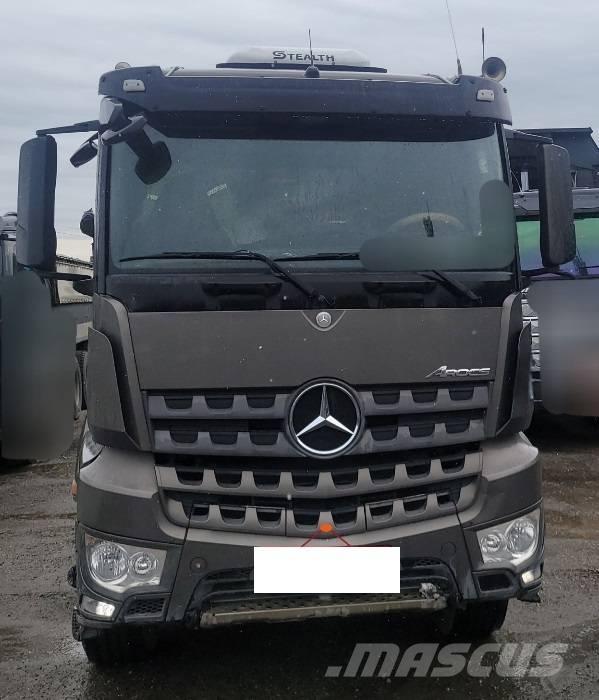 Mercedes-Benz 3951K 側卸礦車