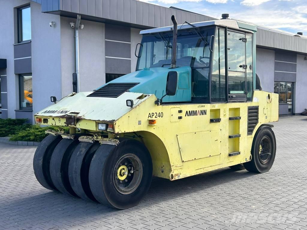 Ammann AP 240 膠輪滾壓機