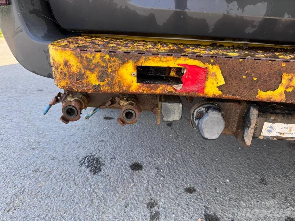 Ford Transit 350 廂式貨物運輸車