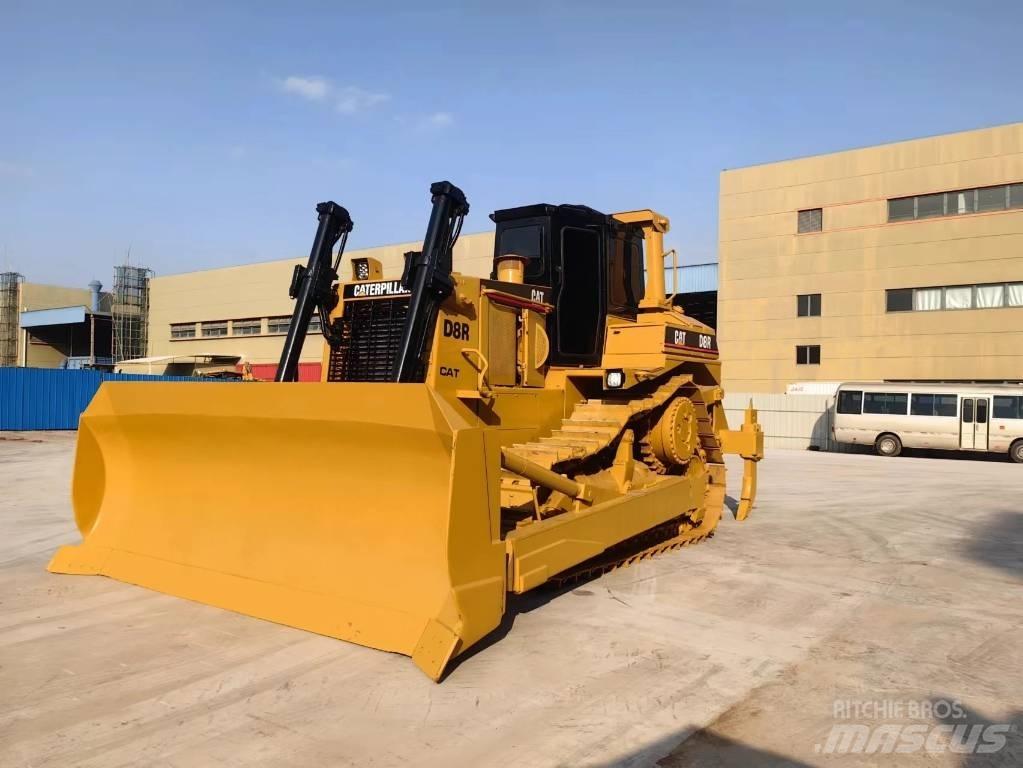 CAT D8R 履帶推土機