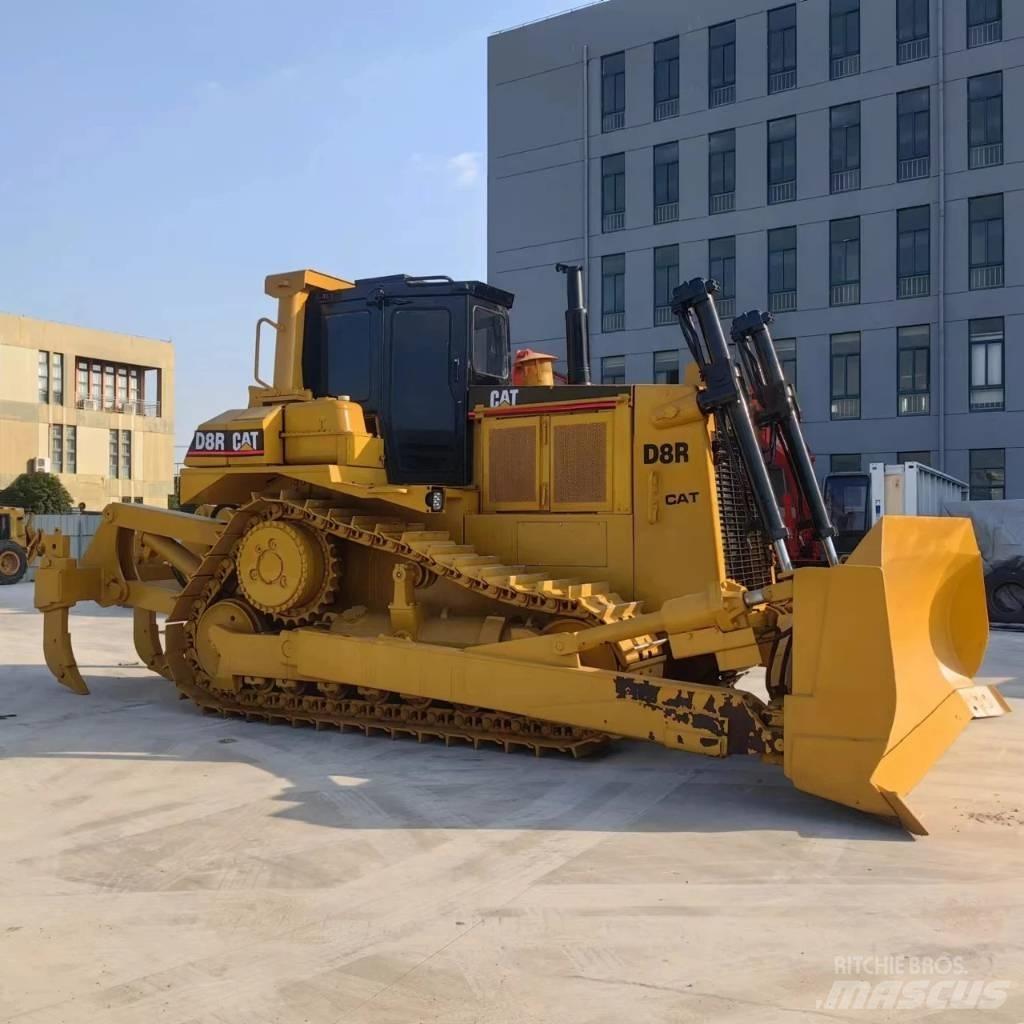 CAT D8R 履帶推土機