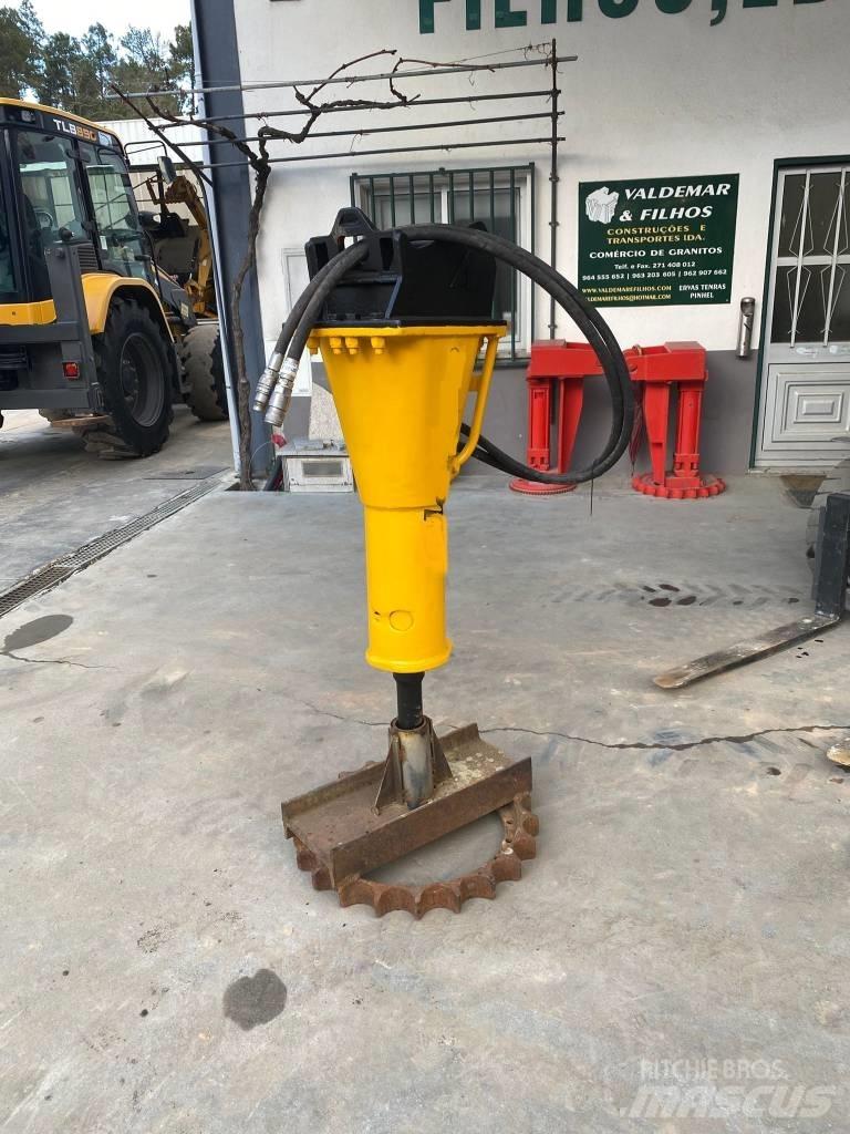 Montabert SD28 鐵鎚/碎石機