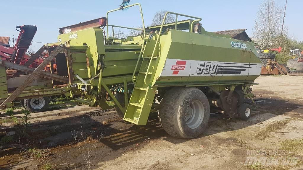Fortschritt 530 方形打捆機