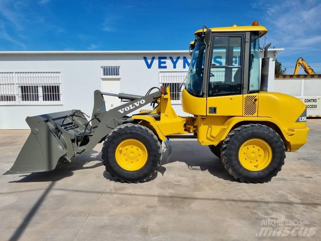 Volvo L 30 B 輪胎式裝載機