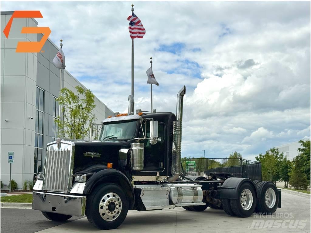 Kenworth W900 曳引機組件
