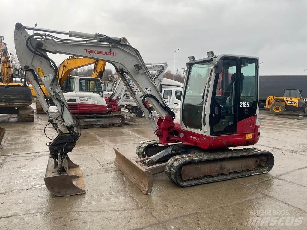 Takeuchi TB260 小型挖土機/掘鑿機<7t(小型挖掘機)