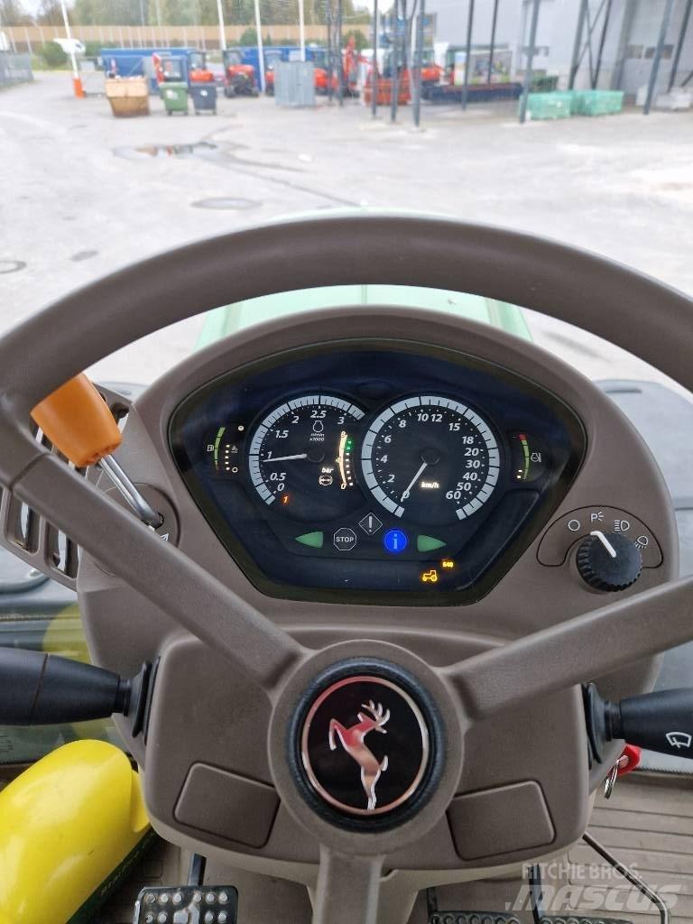 John Deere 6215 R 曳引機