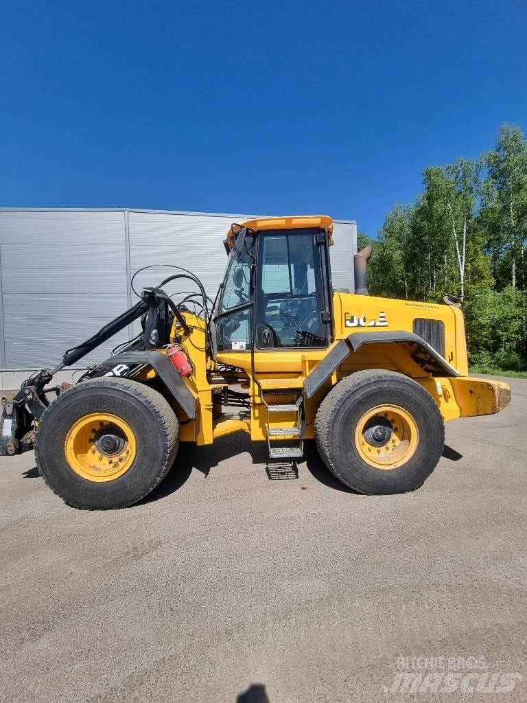 JCB 427 輪胎式裝載機