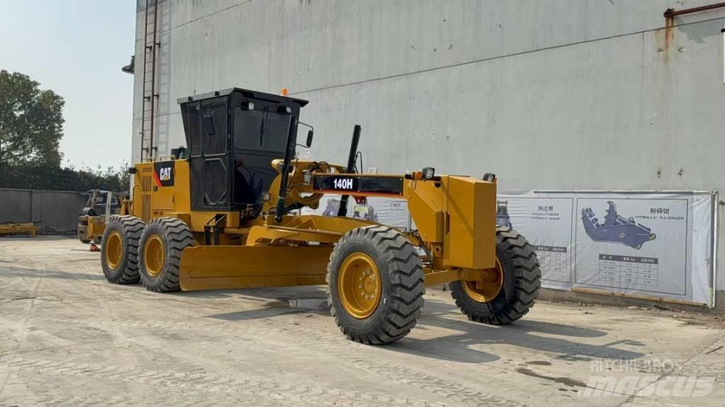 CAT 140H 平土機