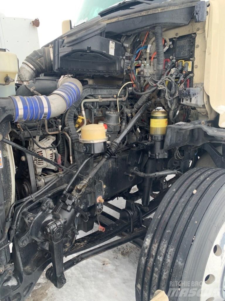 Peterbilt 579 曳引機組件
