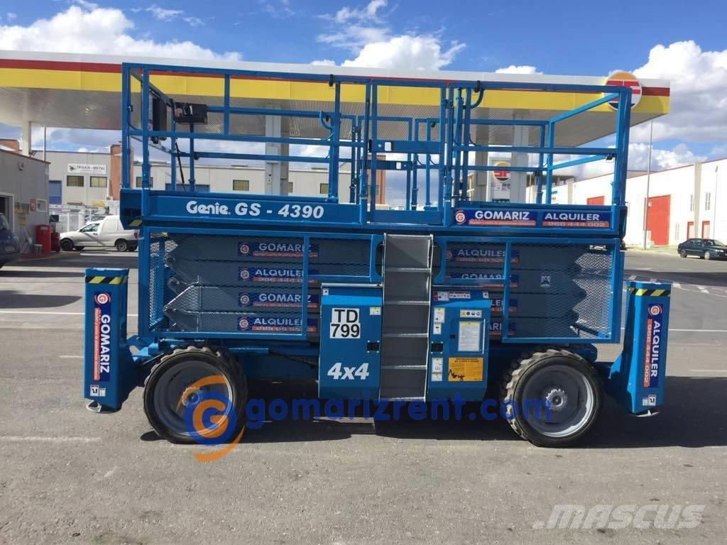 Genie GS 4390 剪式升降機