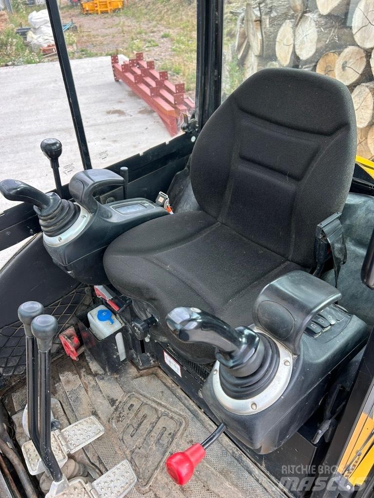 JCB 8026 CTS 小型挖土機/掘鑿機<7t(小型挖掘機)