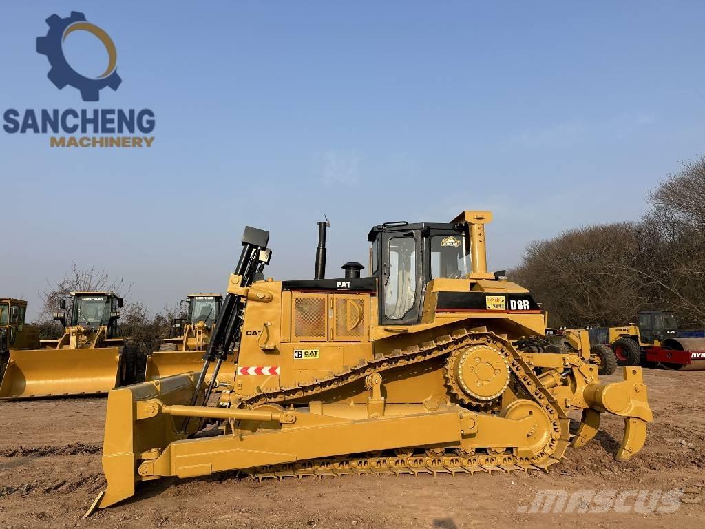 CAT D8R 履帶推土機