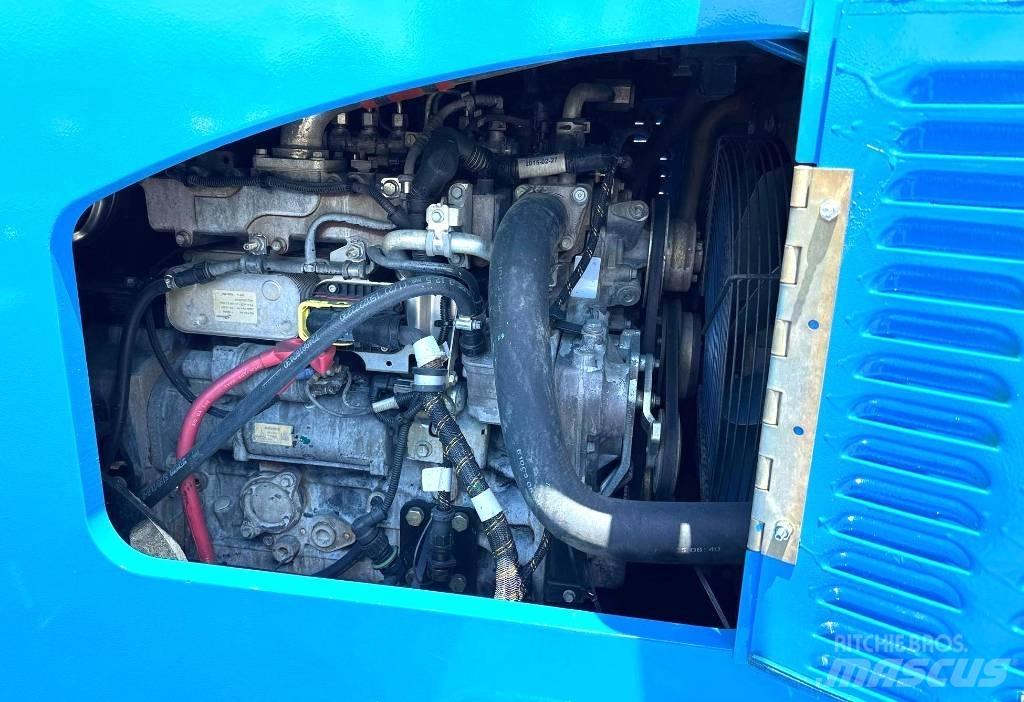 Genie GTH 1056 伸縮臂操作車