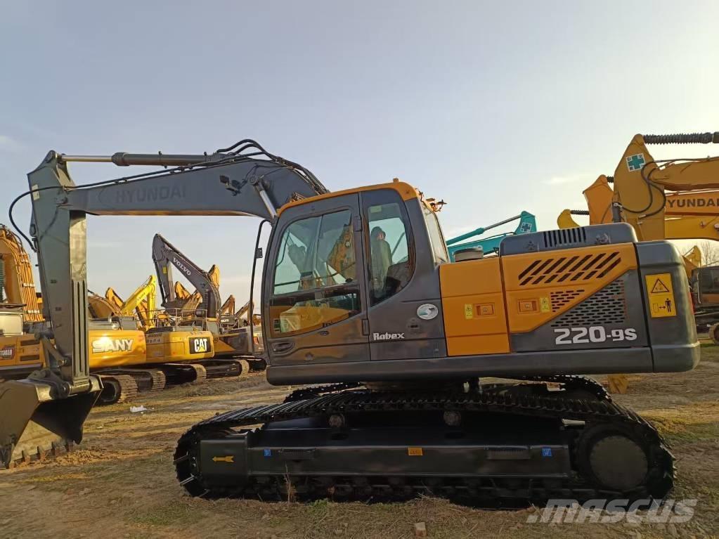 Hyundai 220-9s 履帶式 挖土機/掘鑿機/挖掘機