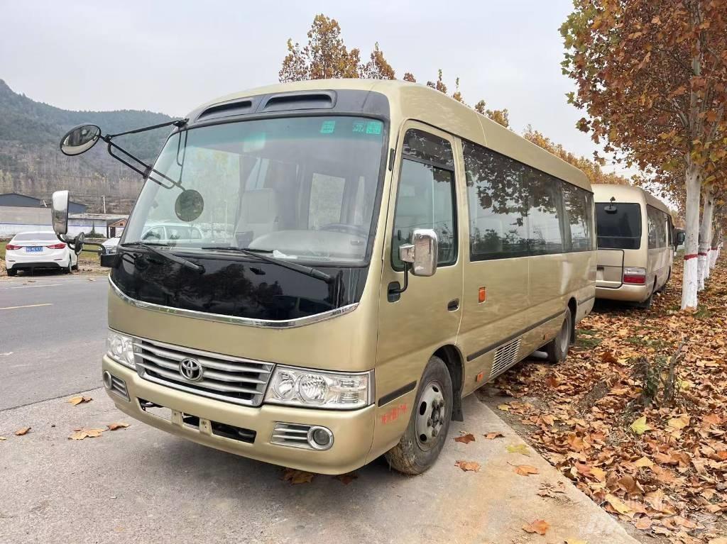 Toyota Coaster 公路客運汽車