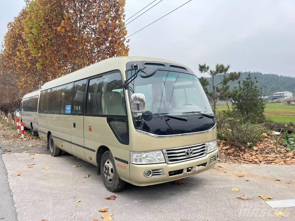 Toyota Coaster 公路客運汽車