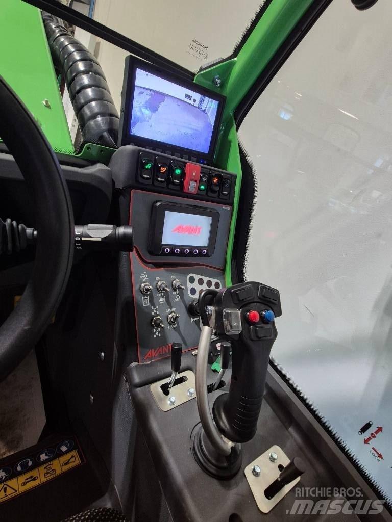 Avant 640 滑移轉向裝載機