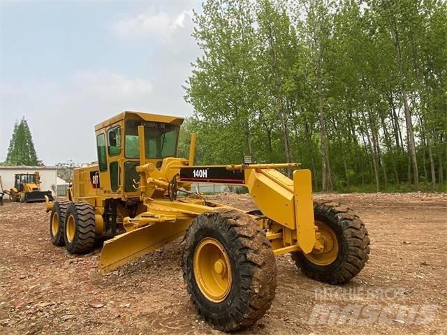 CAT 140 H 平土機