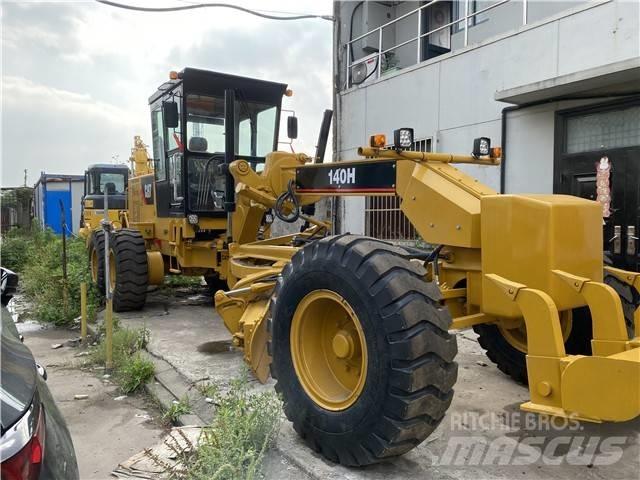 CAT 140 H 平土機