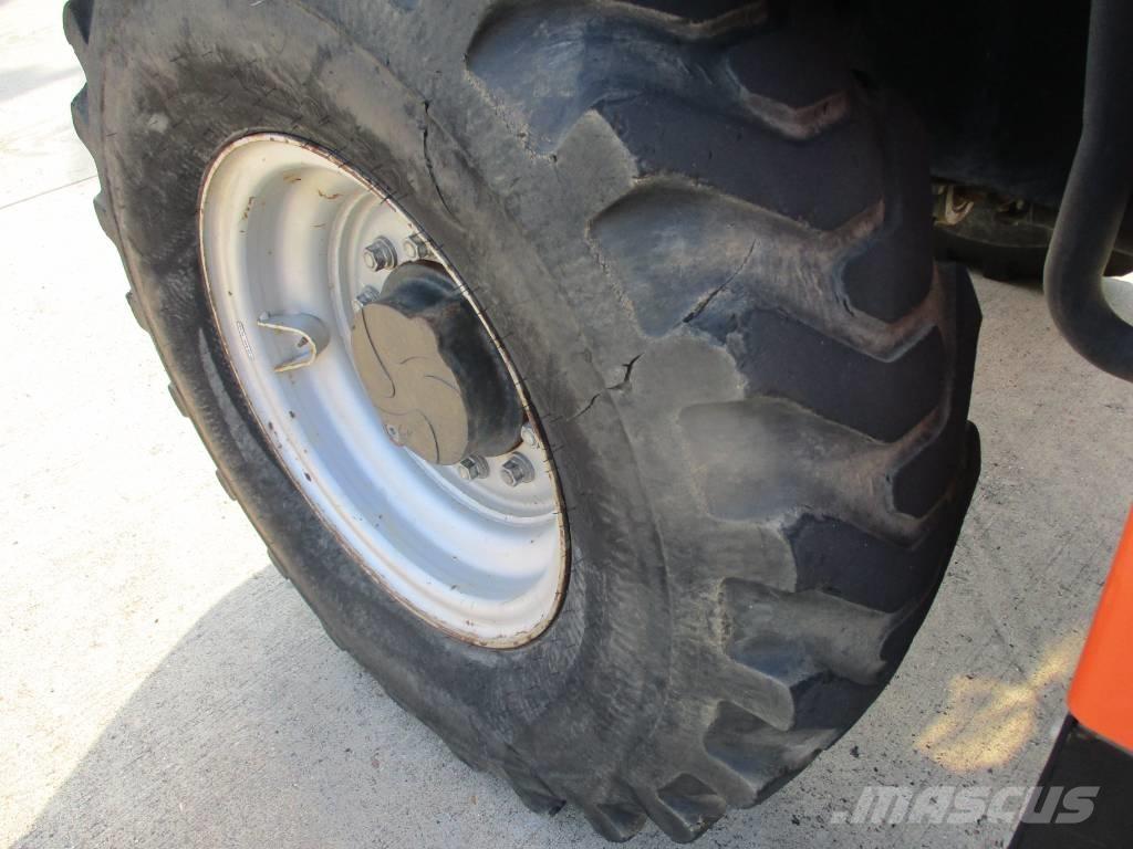 JLG 4017 RS II (115) 伸縮臂操作車