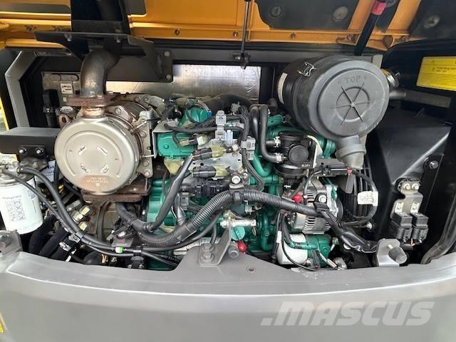 Volvo EC 60 E 小型挖土機/掘鑿機<7t(小型挖掘機)