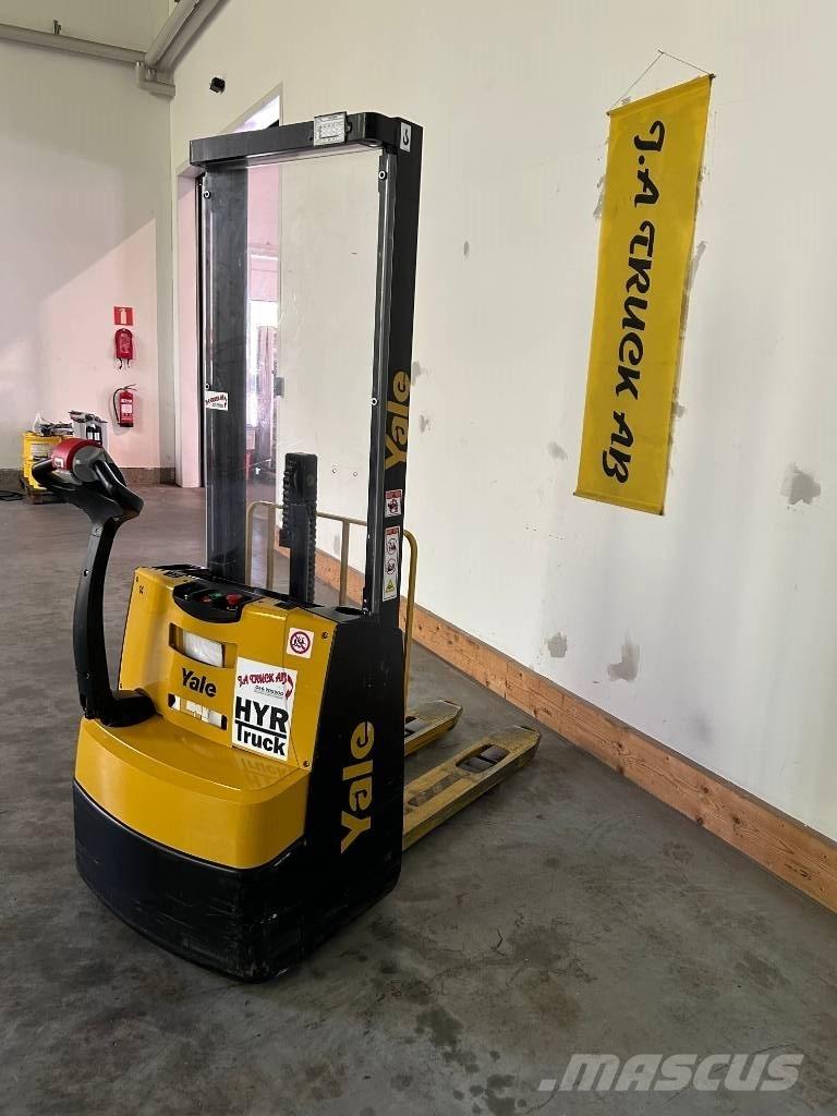 Yale MS 10 E 行走控制式堆積機