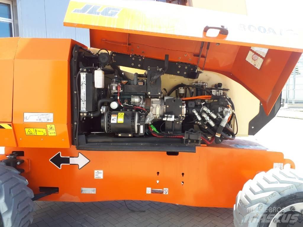 JLG H800 曲臂高空作業車