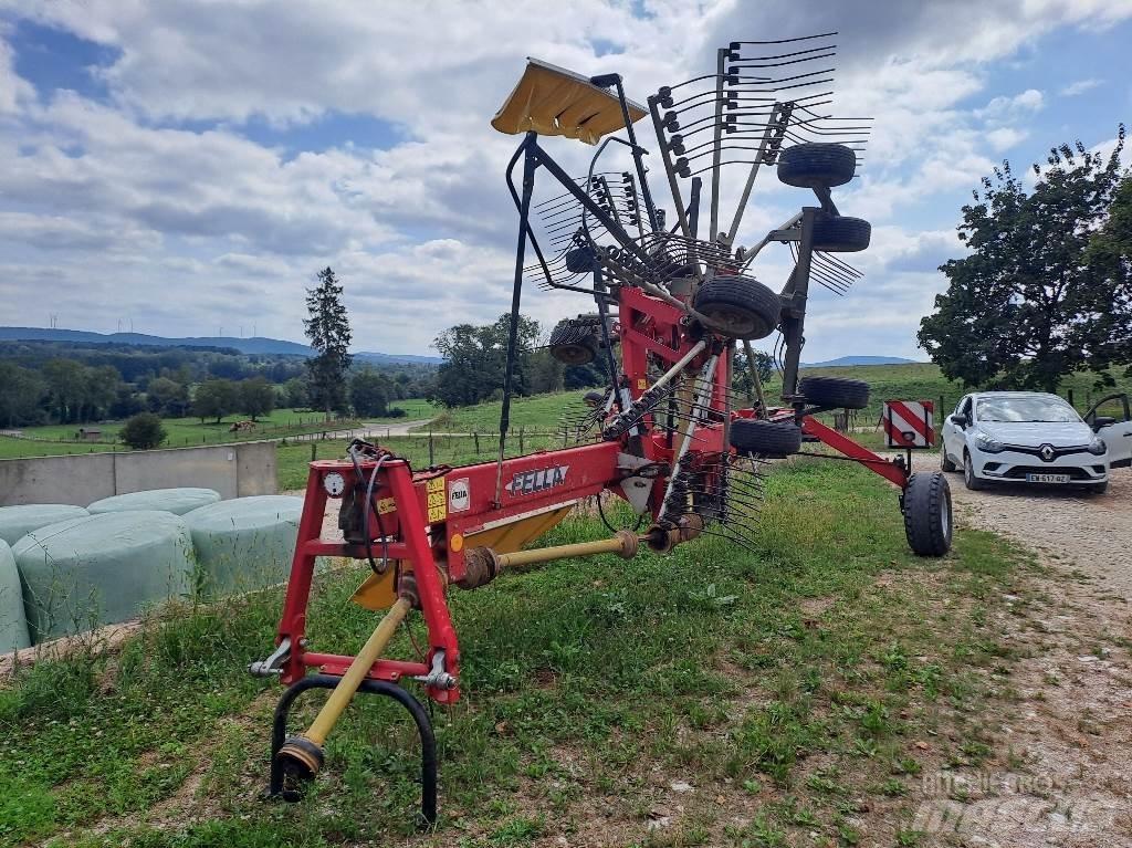 Fella TS 1402 堆草機