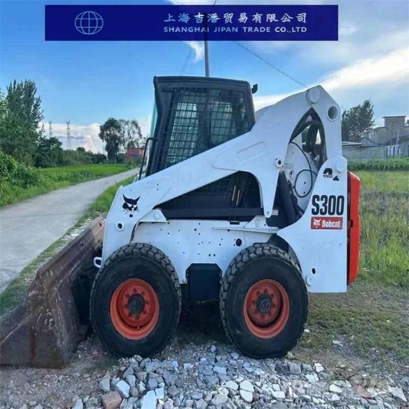 Bobcat s 300 滑移轉向裝載機