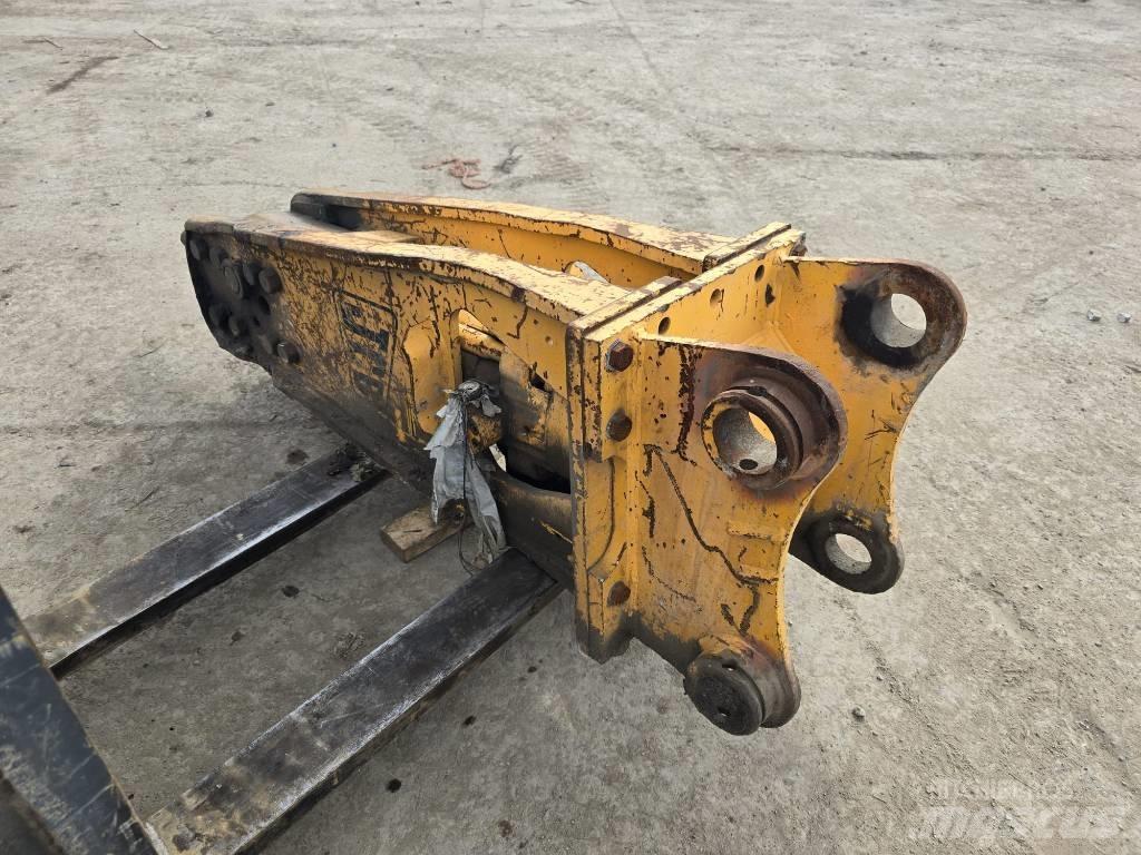 JCB 2T 鐵鎚/碎石機