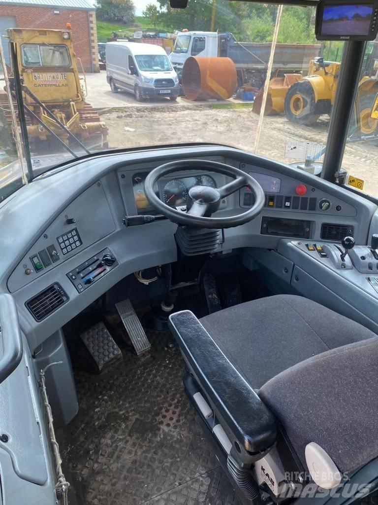 Volvo A 30 D 鉸接式起吊車